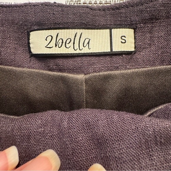 2Bella dark gray dress shorts with belted waist band, side button closure, S. - Picture 9 of 12